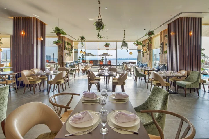 Дубай: Royal Central Hotel & Resort — the Palm