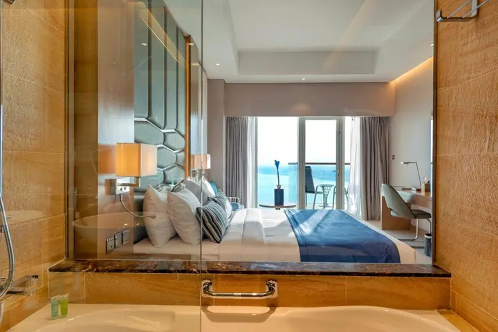 Дубай: Royal Central Hotel & Resort — the Palm
