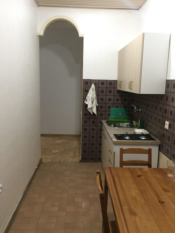 Ереван: Апартаменты и экскурсии Republic Square apt&Tours