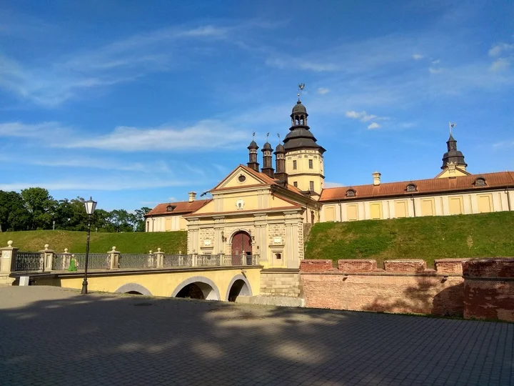 Несвиж: U Mamyi Svetyi Guest House