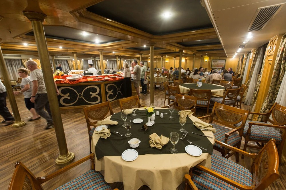 Луксор: MS Nile Azur, Luxor-Luxor 7 Nts Cruise Sat-Sat