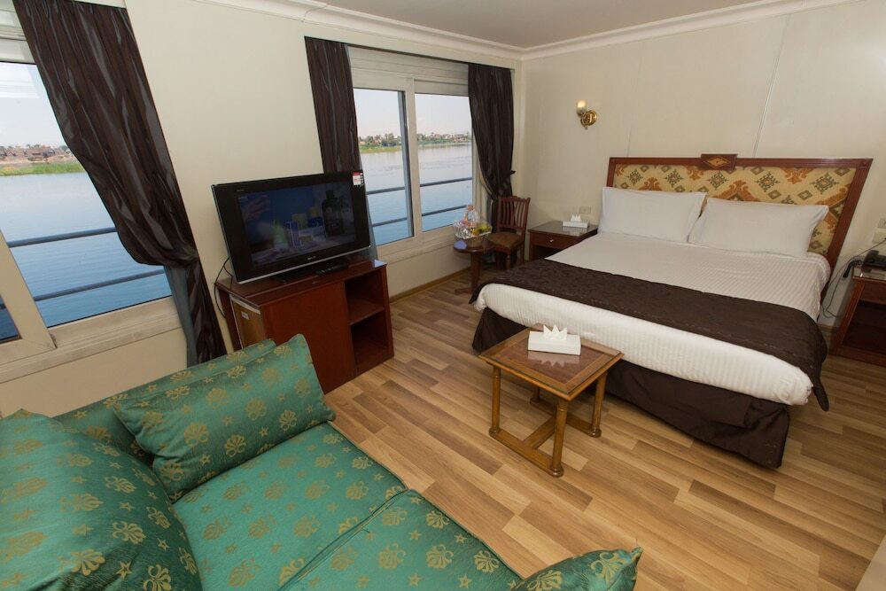 Луксор: MS Nile Azur, Luxor-Luxor 7 Nts Cruise Sat-Sat
