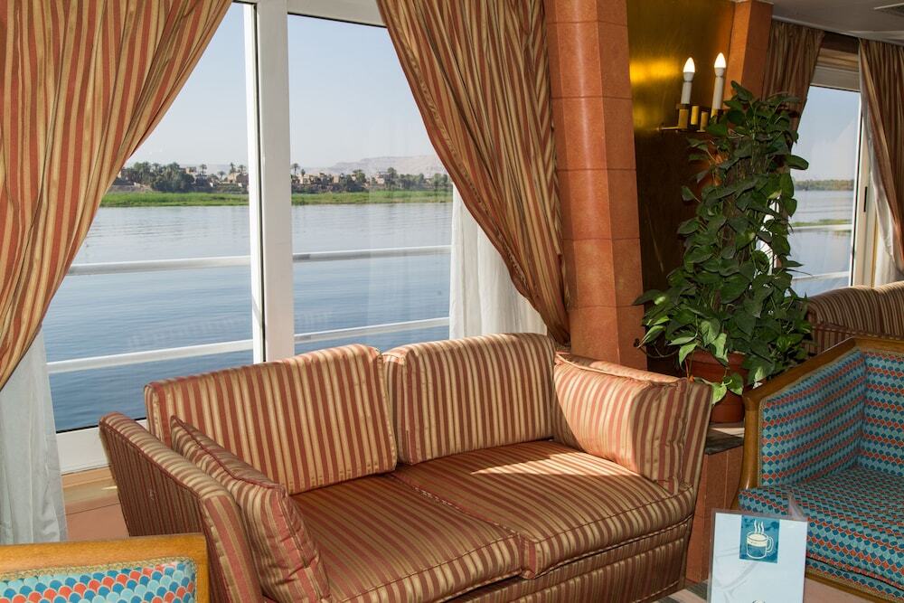 Луксор: MS Nile Azur, Luxor-Luxor 7 Nts Cruise Sat-Sat