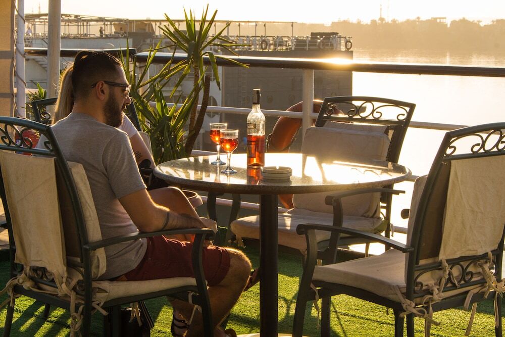 Луксор: MS Tarot Nile Cruise - Saturdays 7 Nights From Luxor