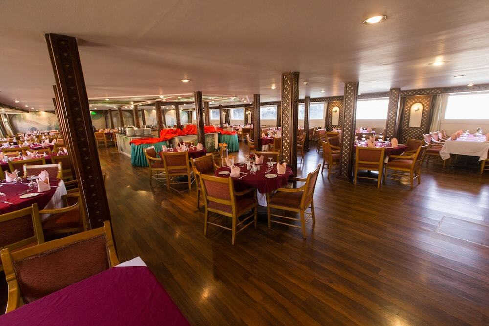 Луксор: MS Tarot Nile Cruise - Saturdays 7 Nights From Luxor