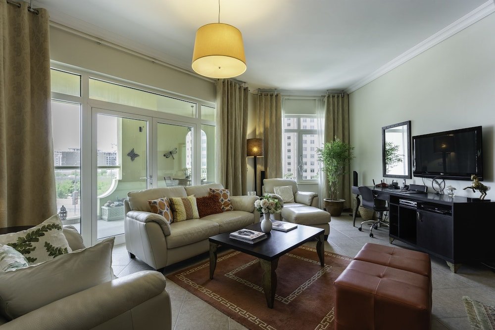 Дубай: One Perfect Stay - 3BR at Al Haseer