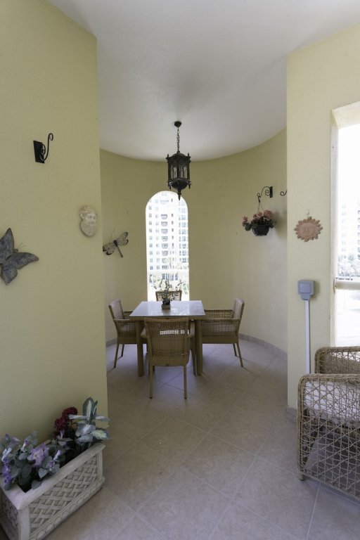 Дубай: One Perfect Stay - 3BR at Al Haseer