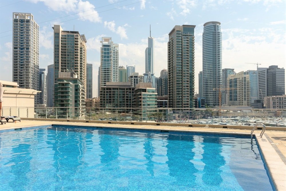 Дубай: One Perfect Stay - 3BR at Al Sahab