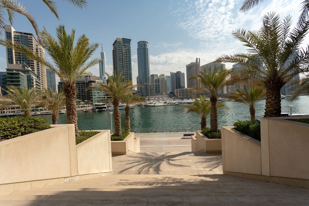 Дубай: One Perfect Stay - 3BR at Al Sahab