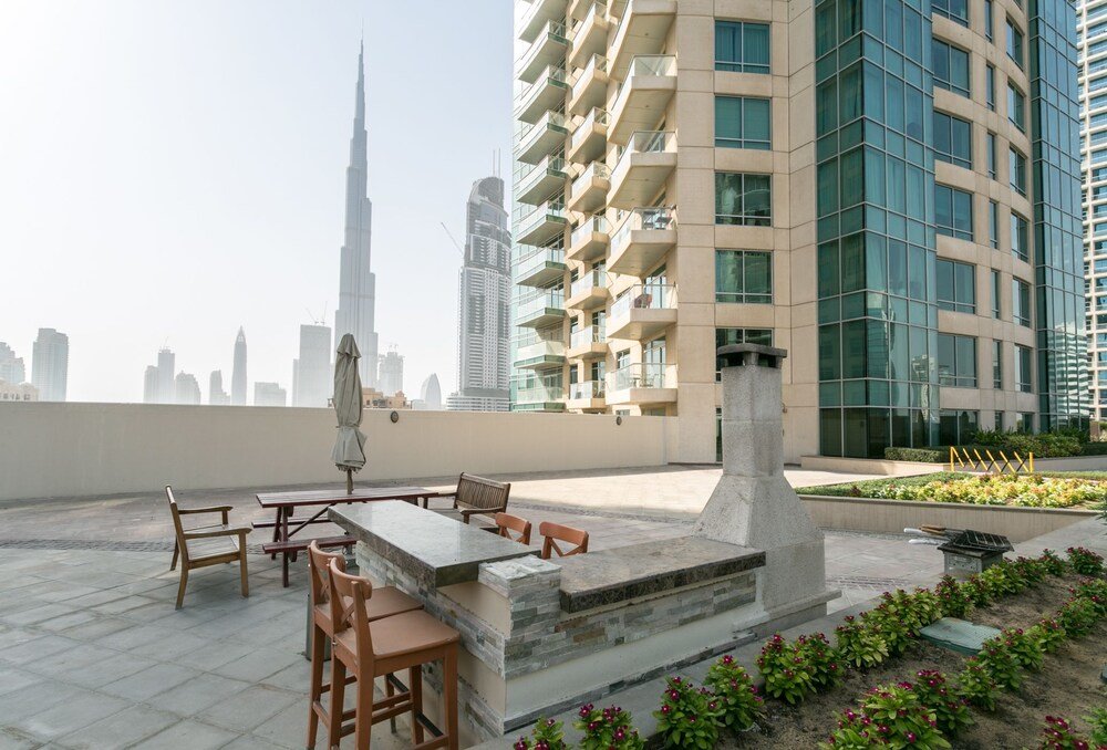Дубай: One Perfect Stay - Studio at Burj Views