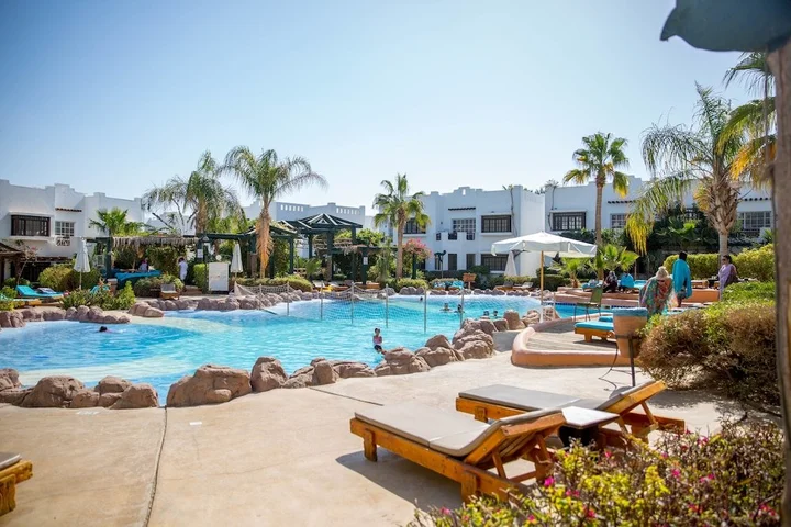 Шарм-эш-Шейх (Шарм-эль-Шейх): One Bedroom Apart Deep Purple by Pool