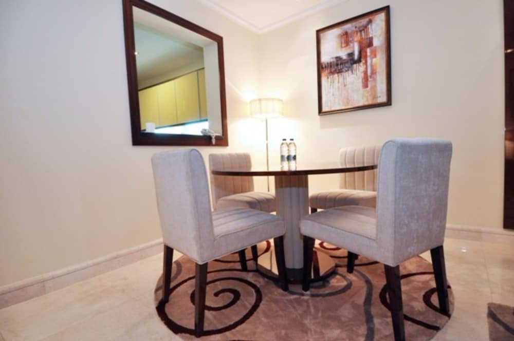 Дубай: Piks Key - Grandeur Residences
