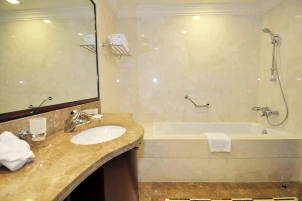 Дубай: Piks Key - Grandeur Residences