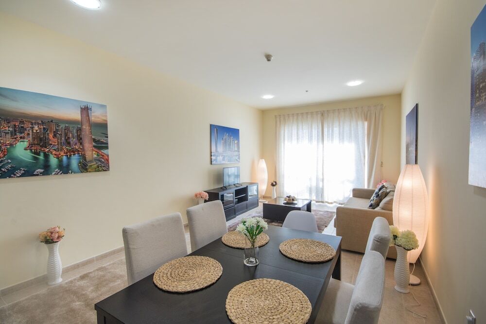 Дубай: 58th Floor Apartment with Dream Sea View