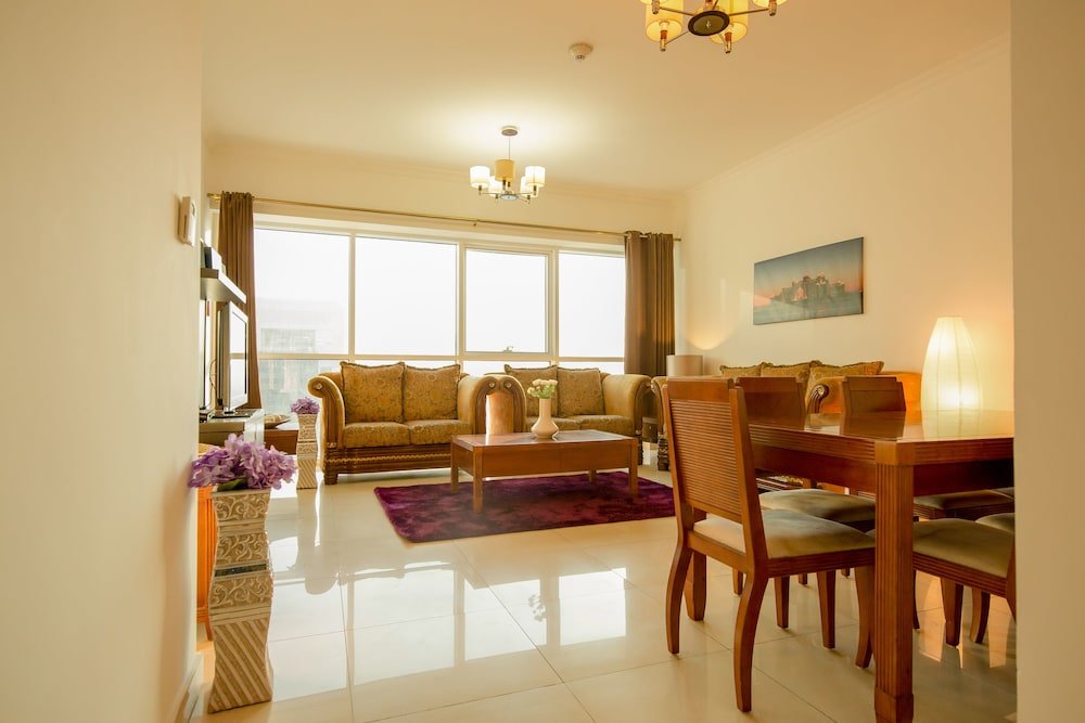 Дубай: Dream apartment with skyline sea view