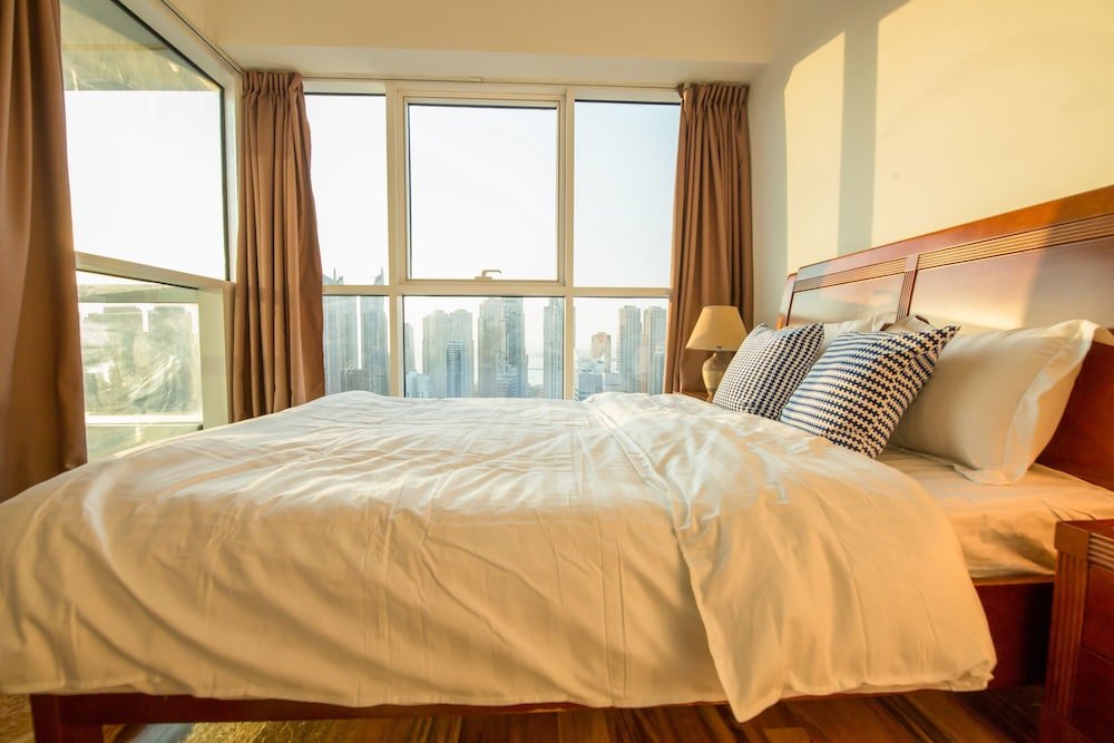 Дубай: Dream apartment with skyline sea view
