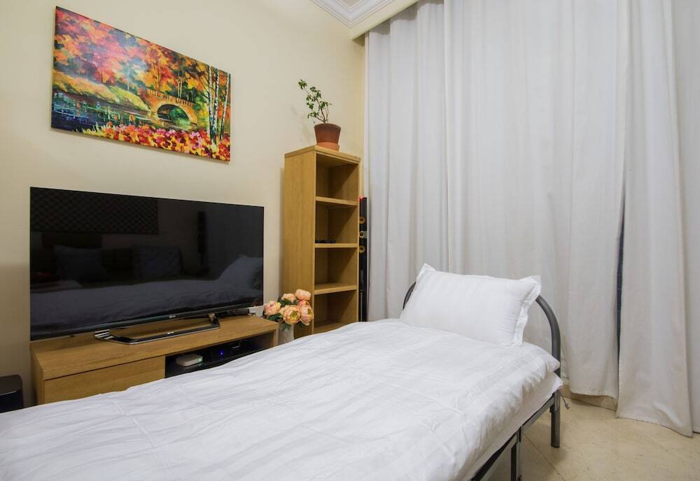 Дубай: Nice JBR Beach Apartment with Dream Sea View