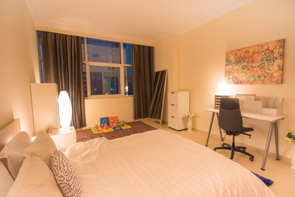 Дубай: Nice JBR Beach Apartment with Dream Sea View