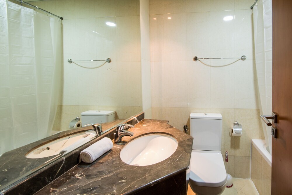 Дубай: Nice JBR Beach Apartment with Dream Sea View