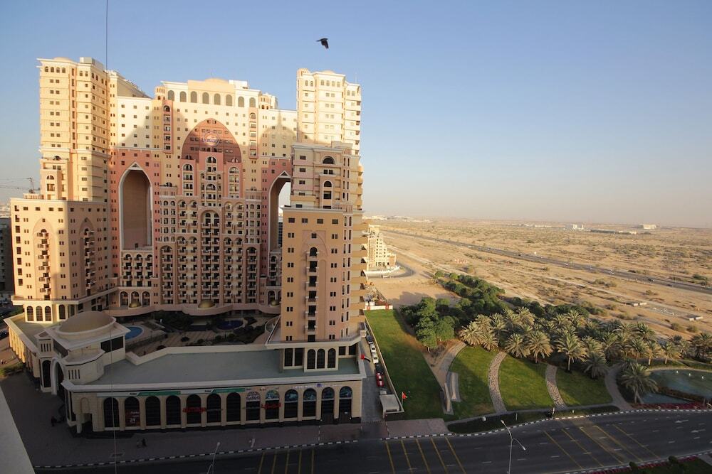 Дубай: Piks Key- Palace Tower 2