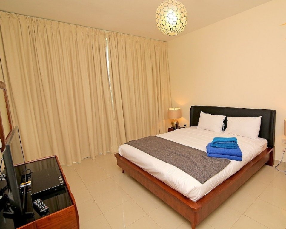Дубай: New Arabian Holiday Homes - Standpoint