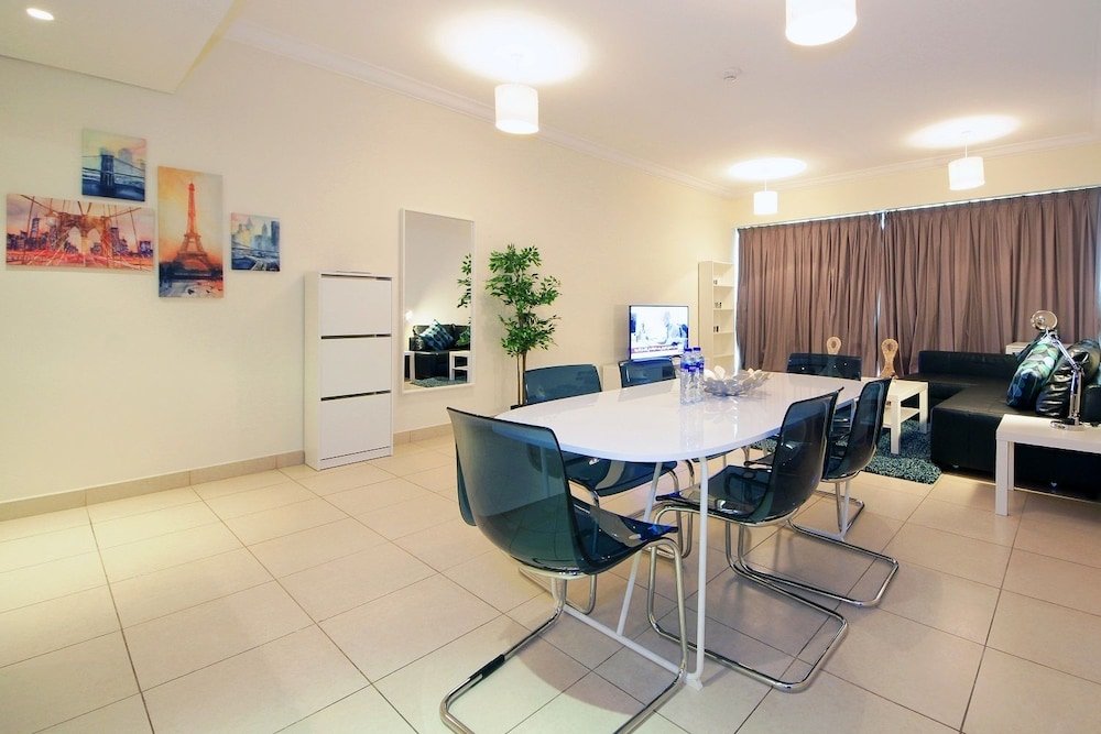 Дубай: New Arabian Holiday Homes - 8 Boulevard