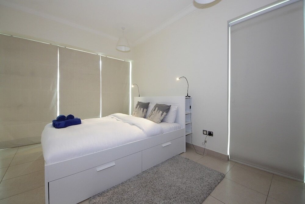 Дубай: New Arabian Holiday Homes - 8 Boulevard