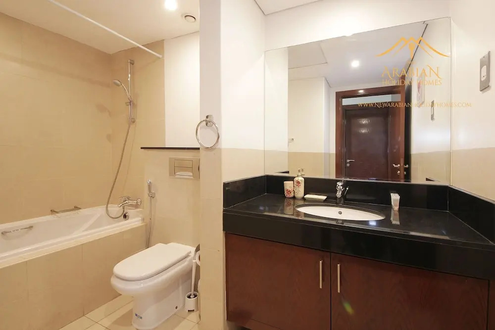Дубай: New Arabian Holiday Homes - 8 Boulevard