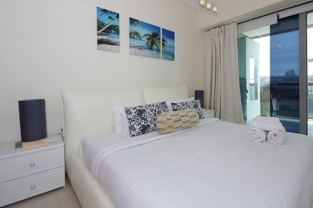 Дубай: New Arabian Holiday Homes - 8 Boulevard