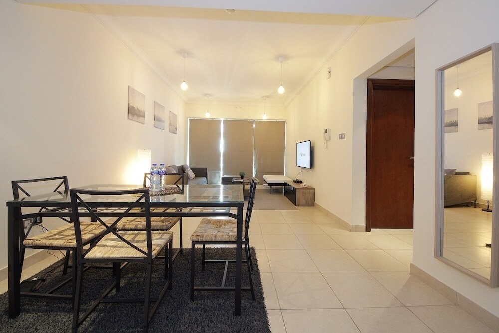 Дубай: New Arabian Holiday Homes - 8 Boulevard