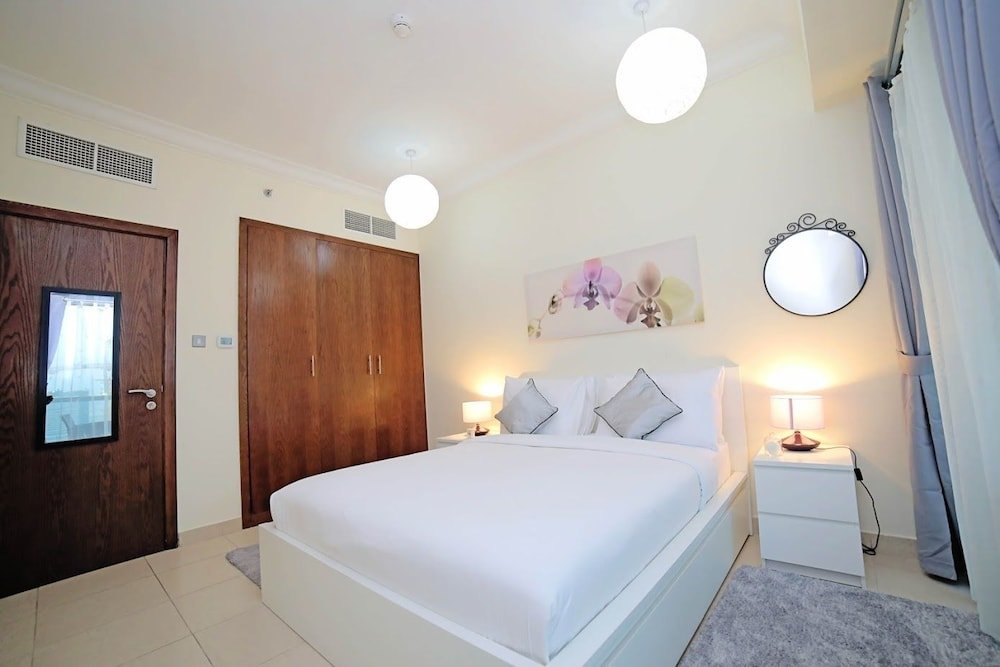 Дубай: New Arabian Holiday Homes - 8 Boulevard