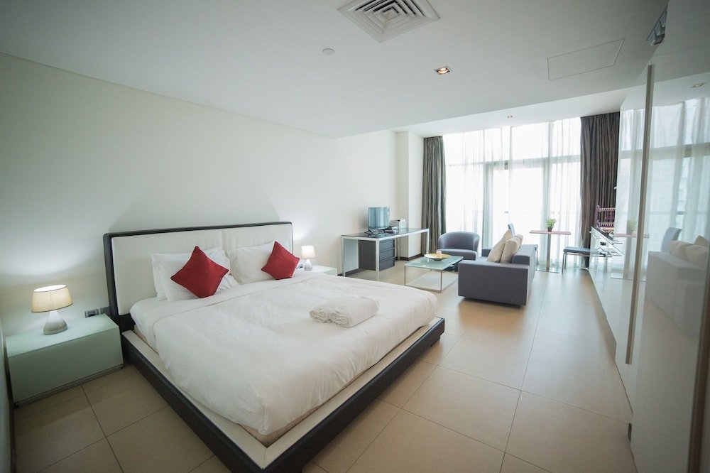 Дубай: New Arabian Holiday Homes Liberty House