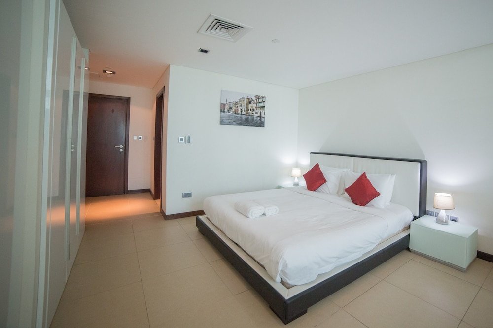 Дубай: New Arabian Holiday Homes Liberty House