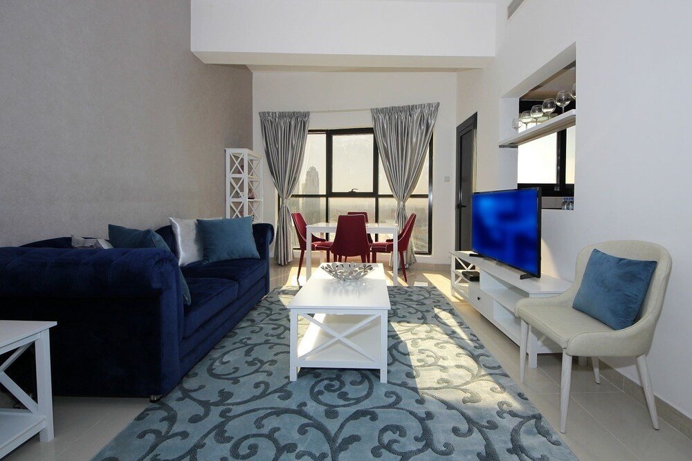 Дубай: New Arabian Holiday Homes - Escan Tower
