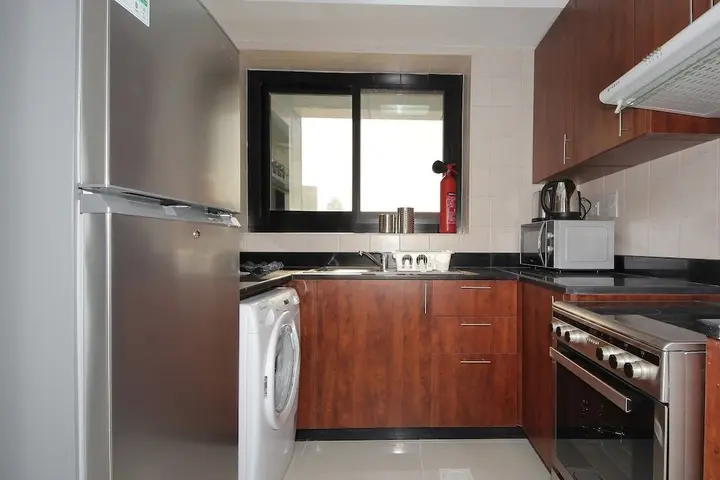 Дубай: New Arabian Holiday Homes - Escan Tower