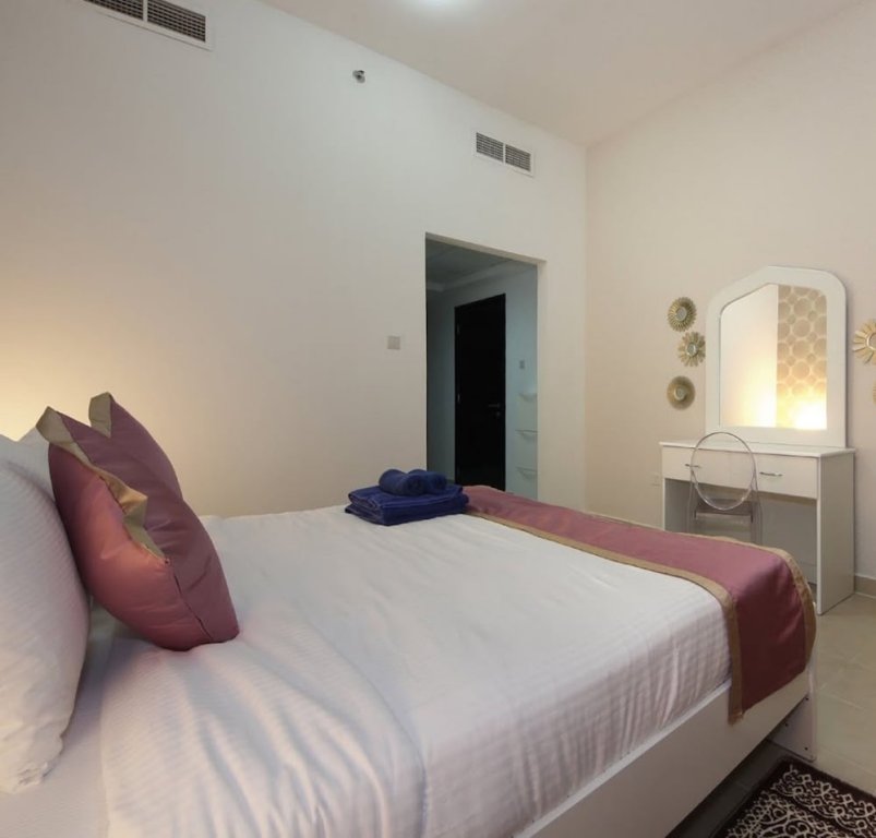 Дубай: New Arabian Holiday Homes - Escan Tower