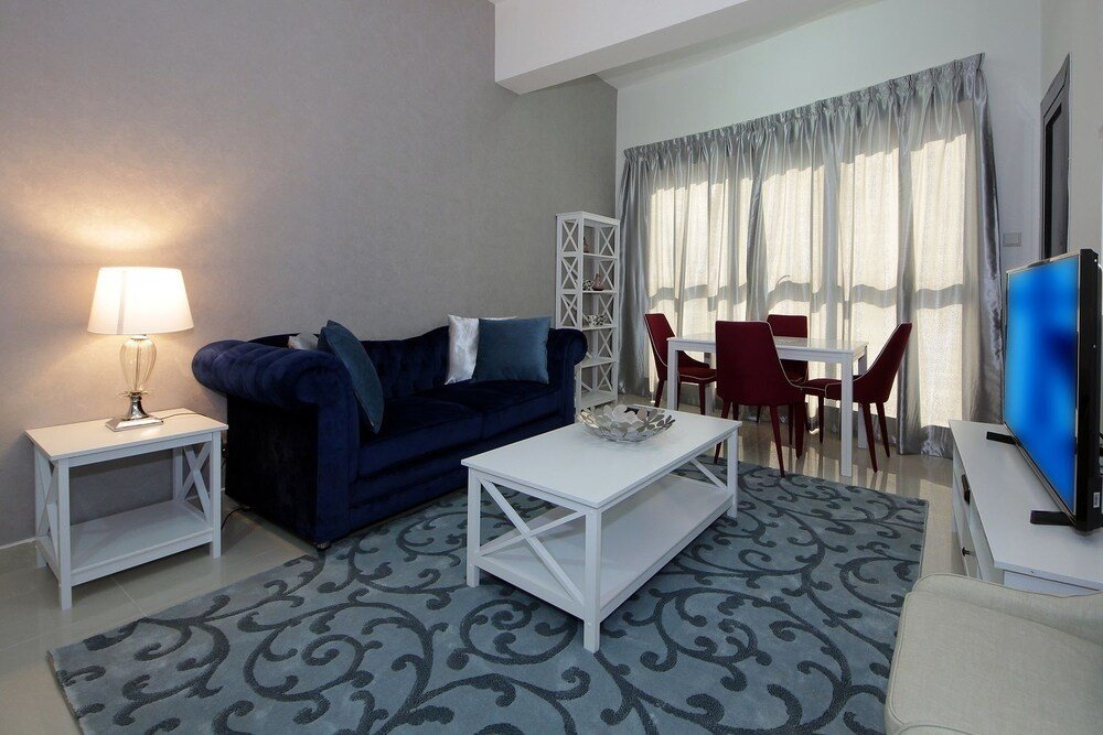 Дубай: New Arabian Holiday Homes - Escan Tower