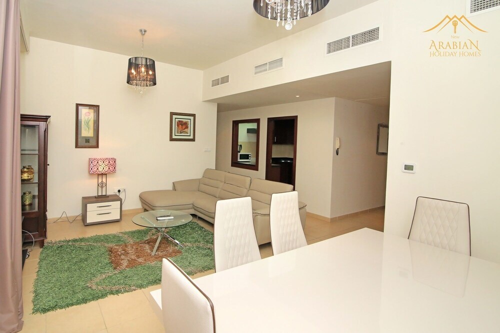 Дубай: New Arabian Holiday Homes - Bahar