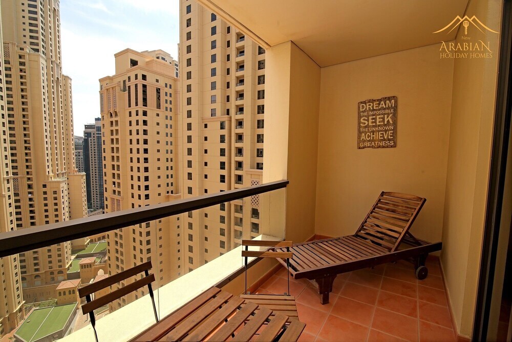 Дубай: New Arabian Holiday Homes - Bahar