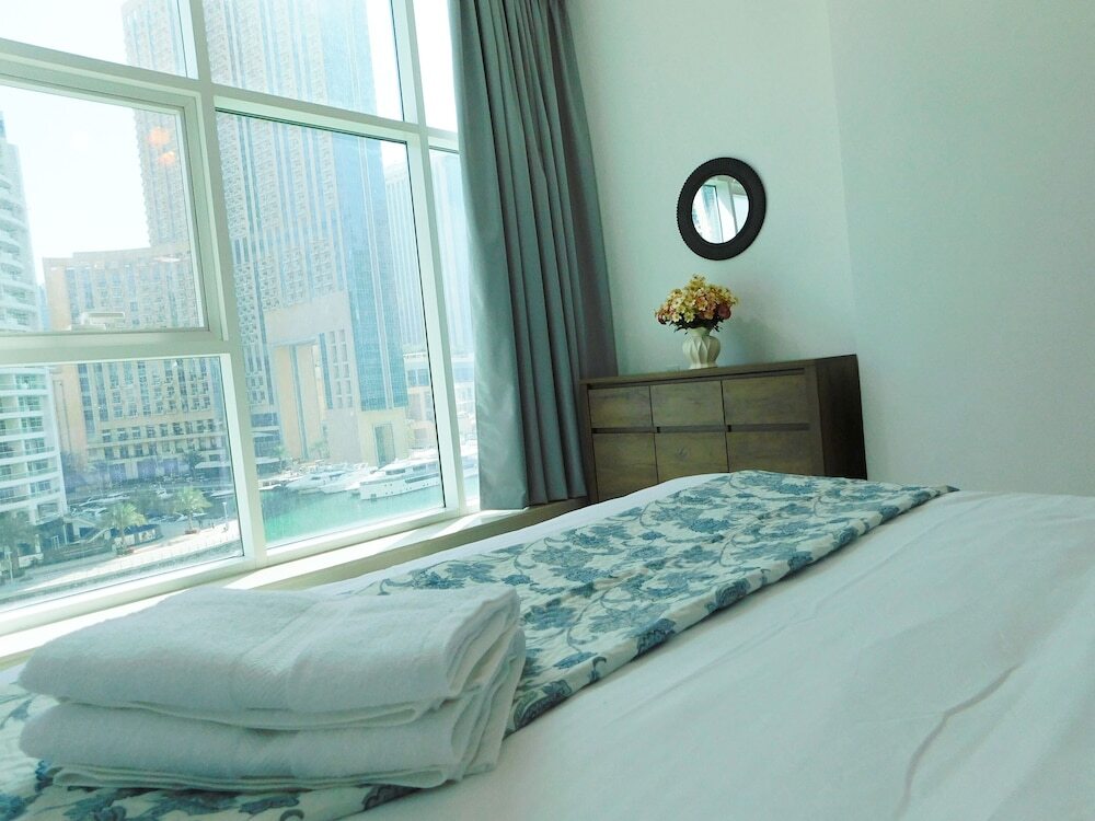 Дубай: Luton Vacation Homes Continental Tower