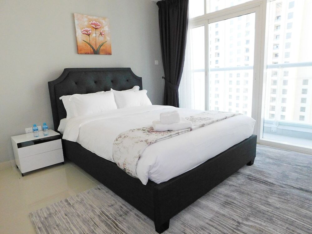 Дубай: Luton Vacation Homes Continental Tower