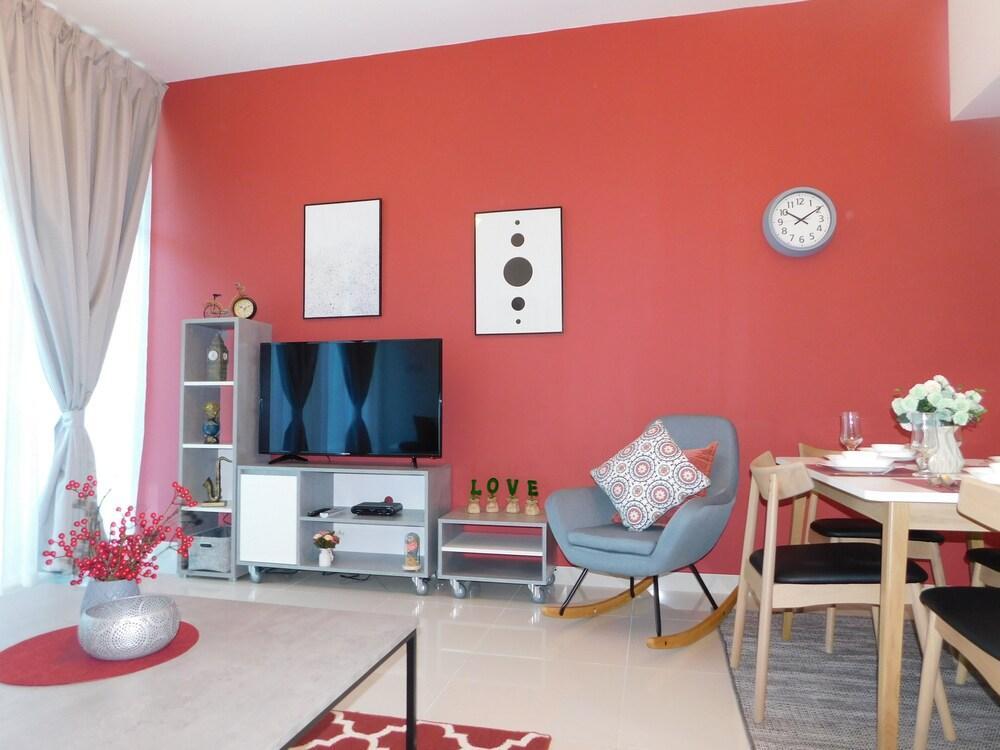 Дубай: Luton Vacation Homes Continental Tower
