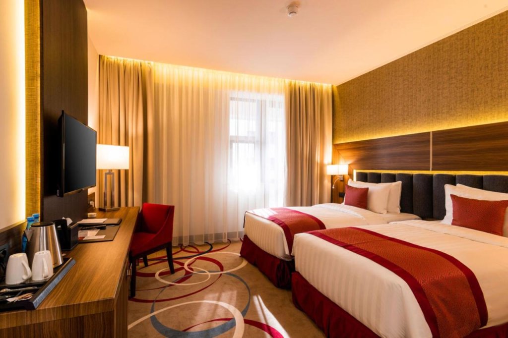 Ереван: Отель Ramada and Suites by Wyndham Yerevan