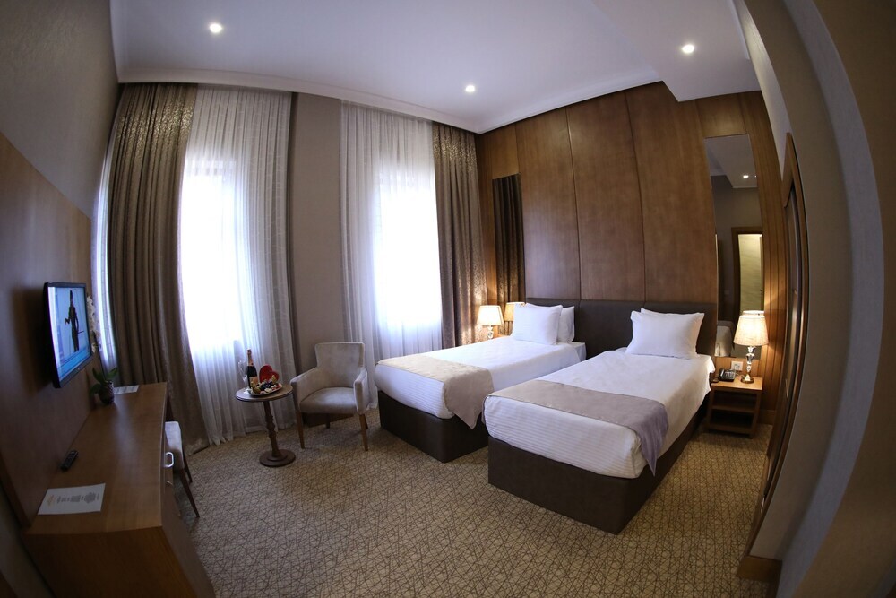 Баку: Madison Hotel Baku