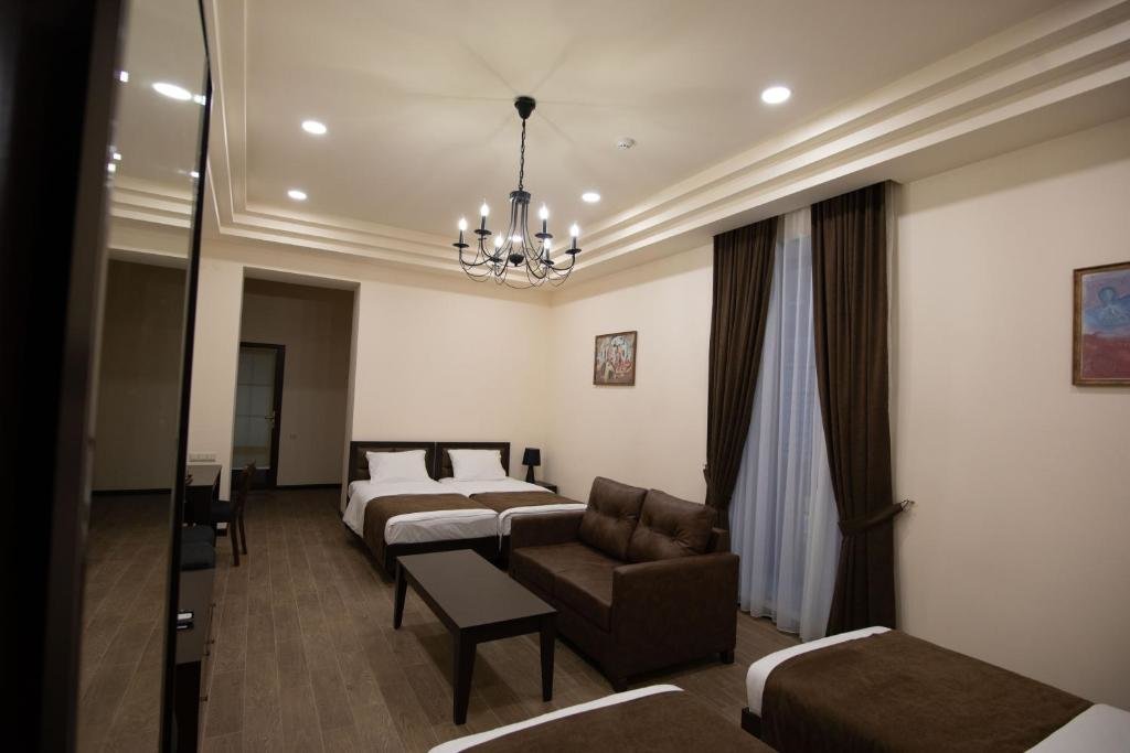 Ереван: Отель Boutique Living