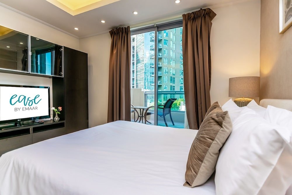 Дубай: Suite [Ease by Emaar] Residences Tower Studio Apartment