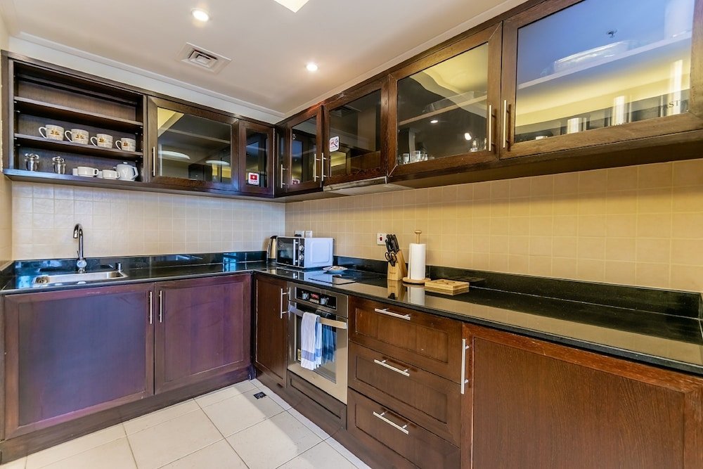 Дубай: Suite [Ease by Emaar] Residences Tower Studio Apartment
