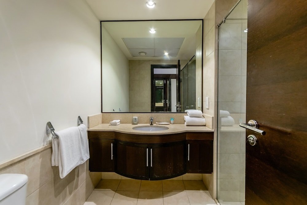 Дубай: Suite [Ease by Emaar] Residences Tower Studio Apartment