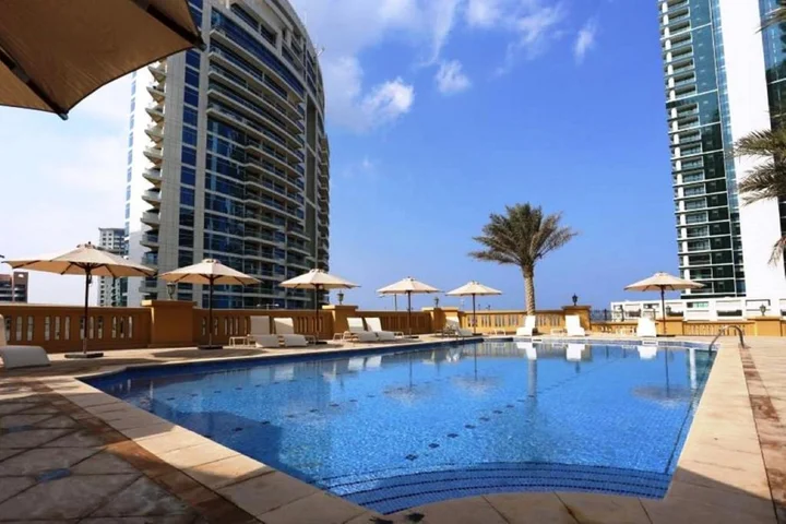 Дубай: Апартаменты HiGuests Vacation Homes - Shams 1
