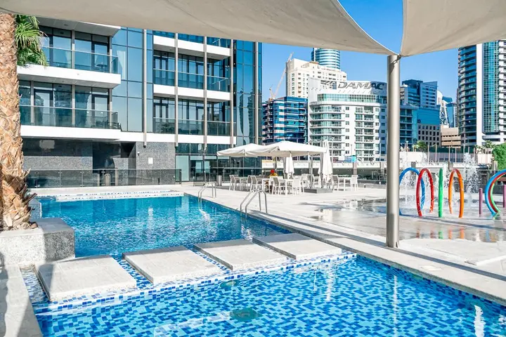 Дубай: Апартаменты HiGuests Vacation Homes - Sparkle Towers 1